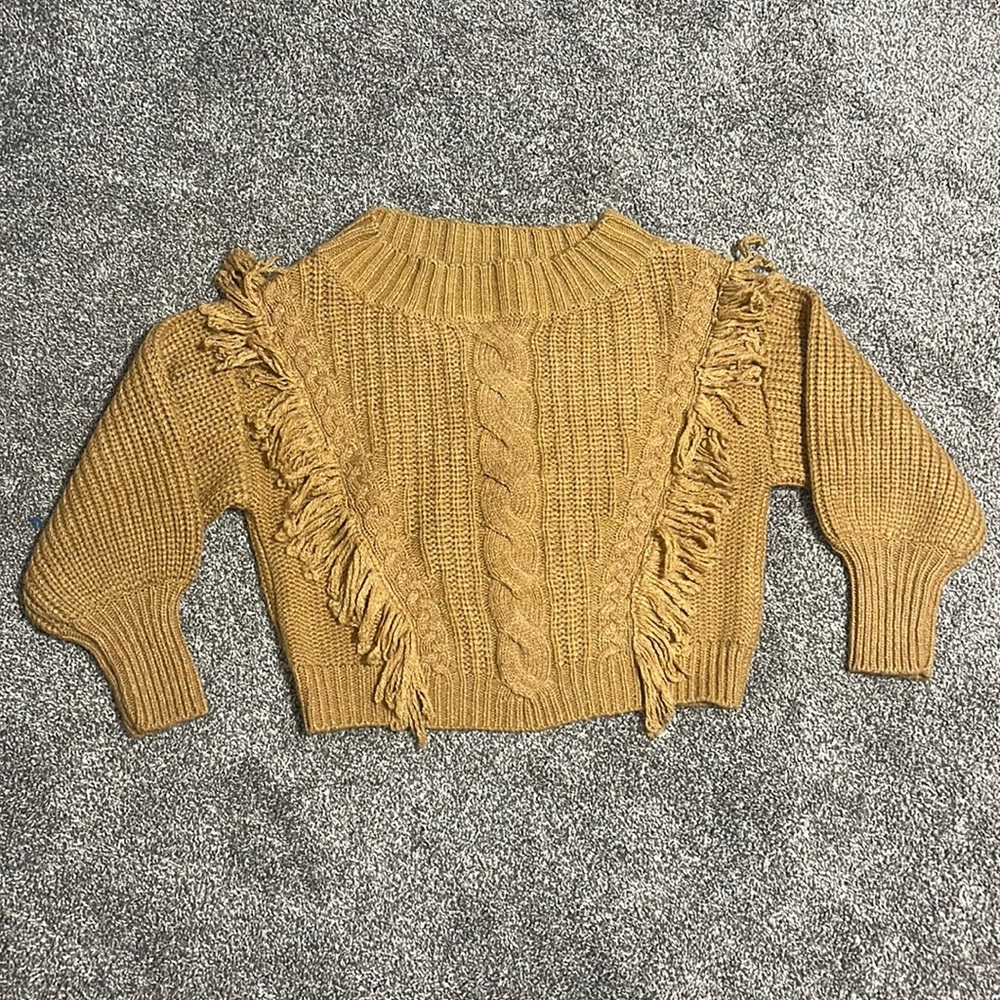 DO+BE Crop Camel fringe sweater